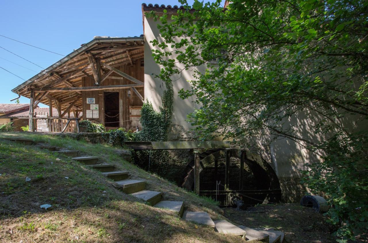 Moulin Crozet Bed & Breakfast Montceaux Екстериор снимка